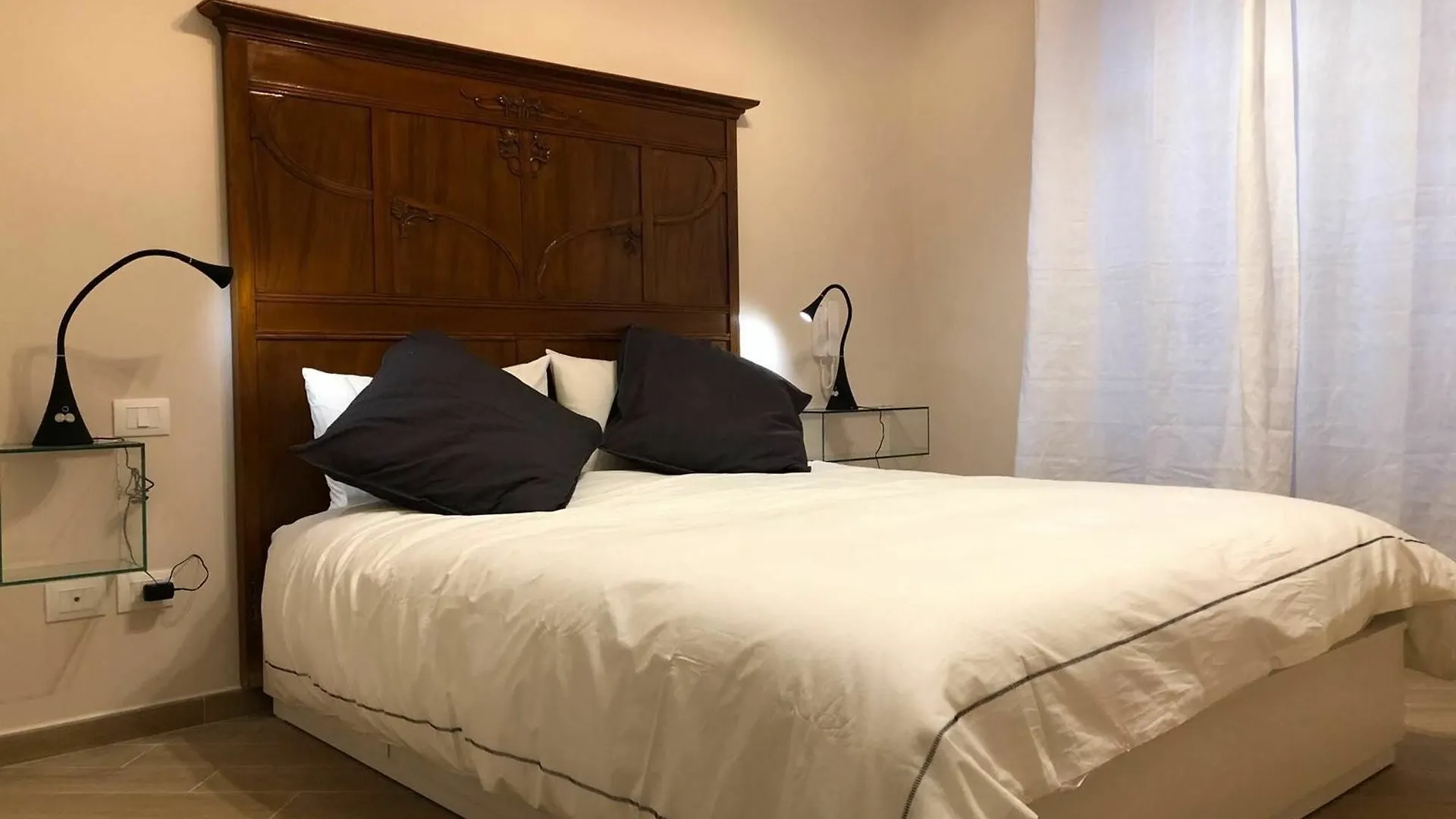 Apartment With One Bedroom In Palermo, With Wonderful City View, Furni 0*, Palermo Italy