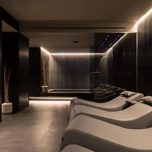 プラザ オペラ ホテル